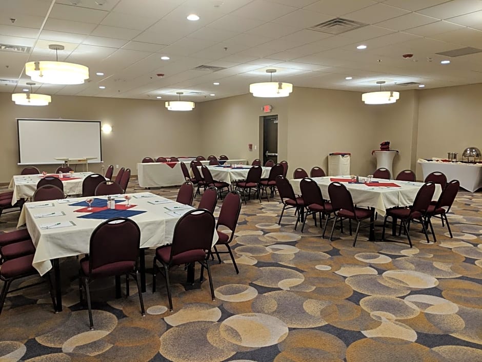 Holiday Inn Champaign, an IHG Hotel