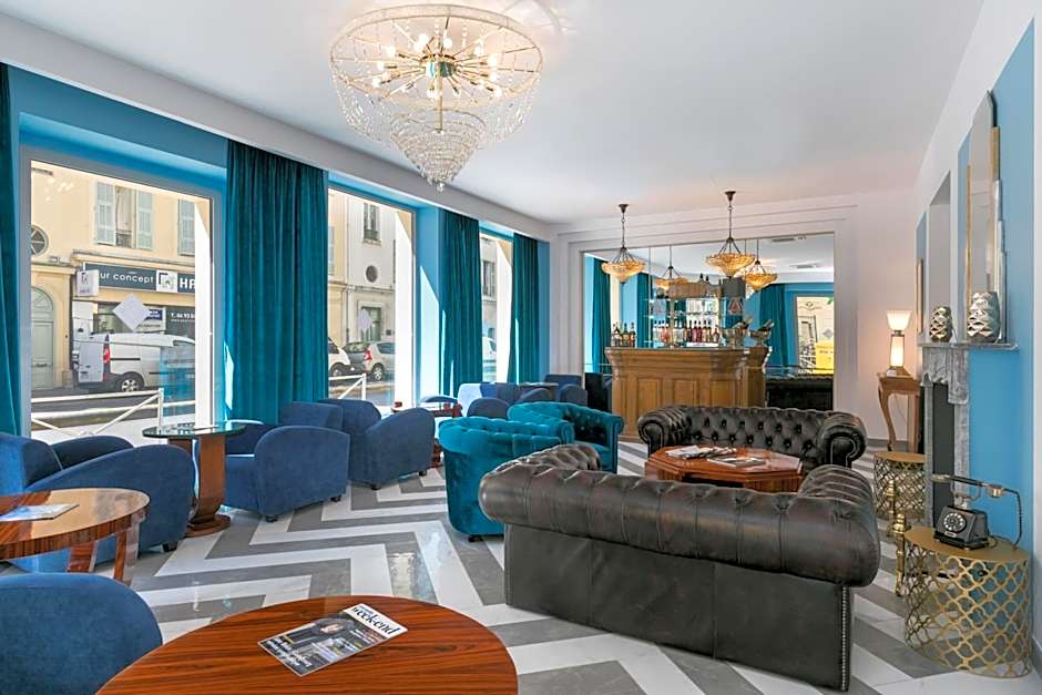 The Jay Hotel by HappyCulture