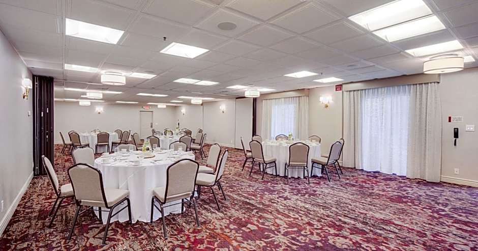 Ayres Hotel Costa Mesa/Newport Beach