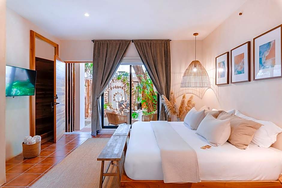 Hotel Aalada Playa del Carmen