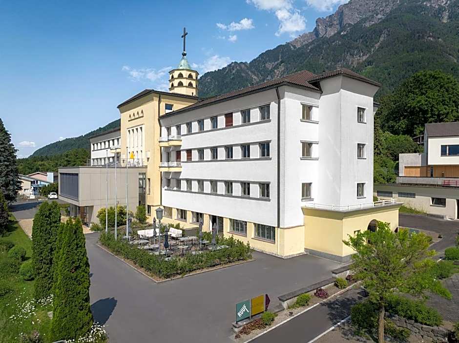 Kloster by b-smart