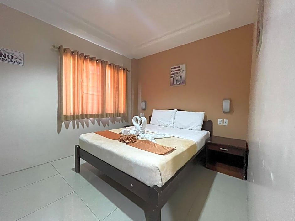 Argao Seabreeze Hotel powered by Cocotel