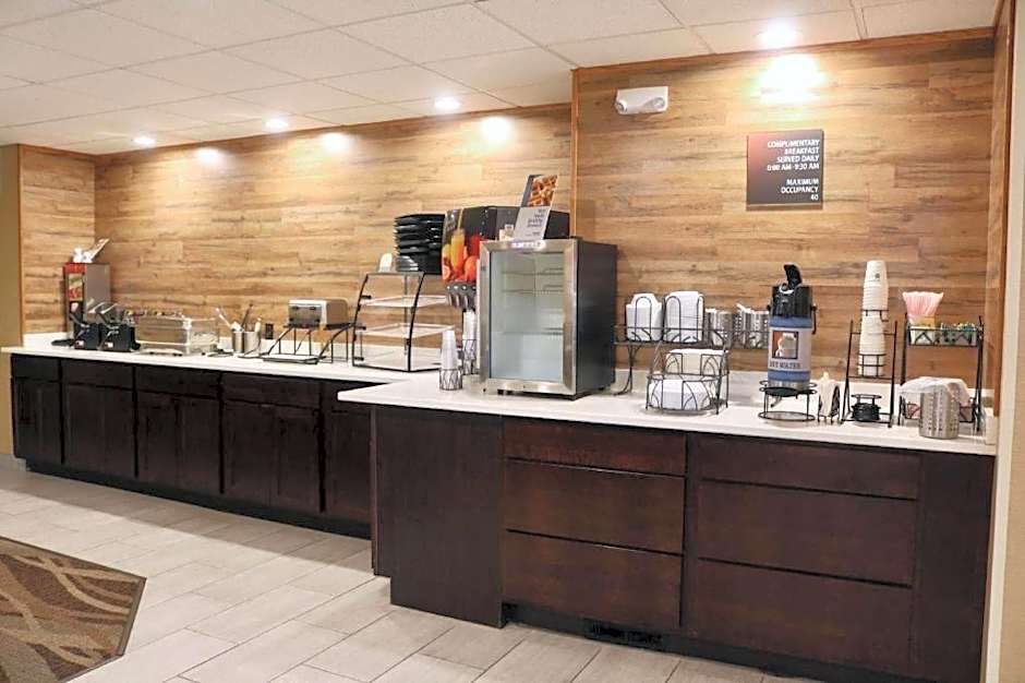 Best Western Fostoria Inn & Suites