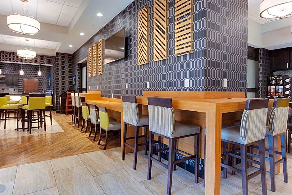 Drury Inn & Suites Huntsville Space & Rocket Center