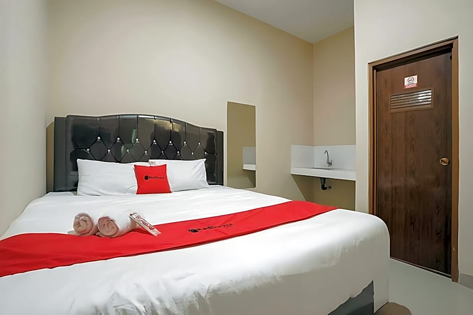 RedDoorz near UBL Lampung 2