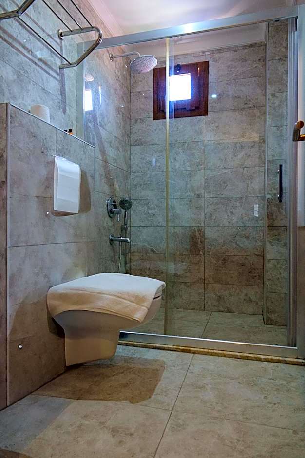 Magic Tulip Beach Hotel