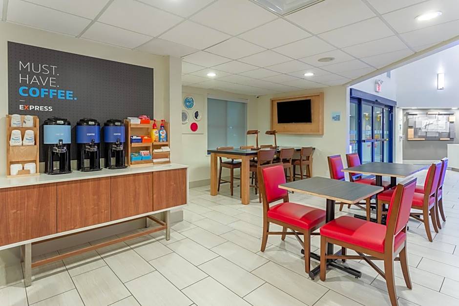 Holiday Inn Express Scottsburg By IHG