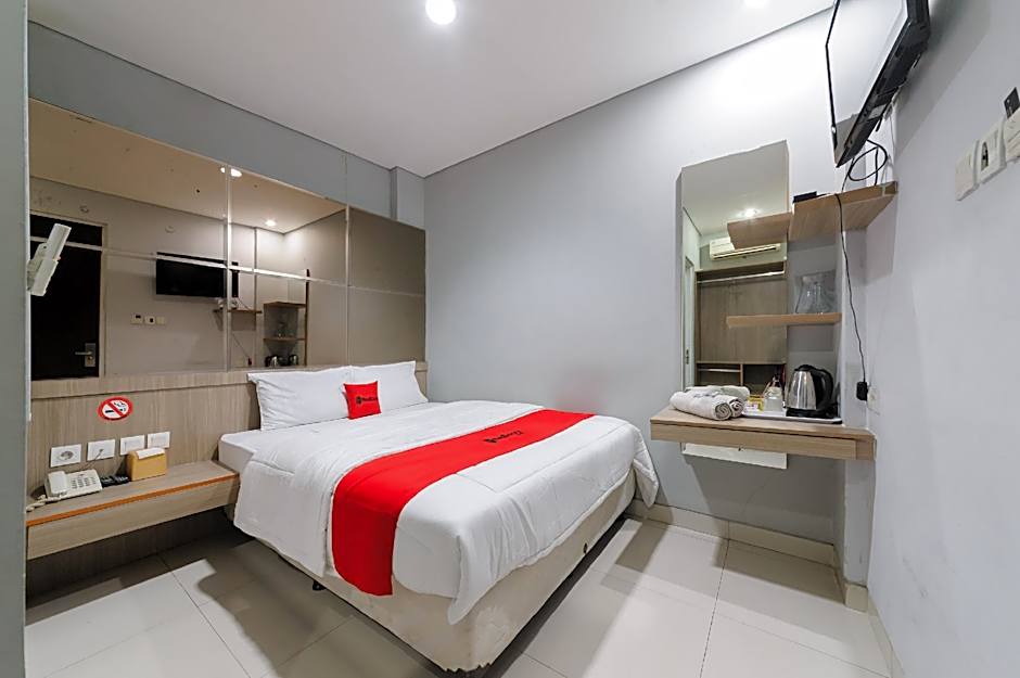 Wisma 9 by RedDoorz
