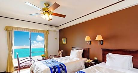 Twin Room - Non-Smoking