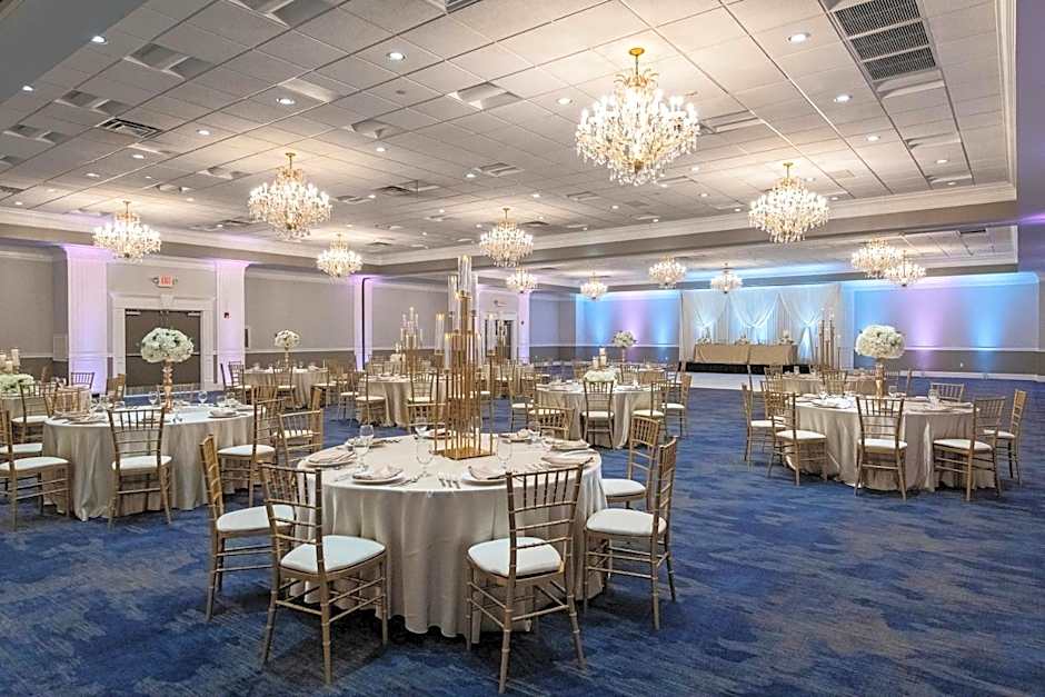 Clarion Hotel And Conference Center - Joliet