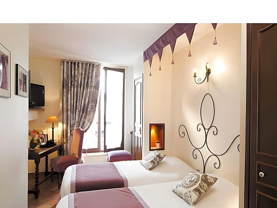 Castex Hotel