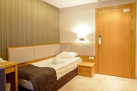 Standard Single Room with Shower