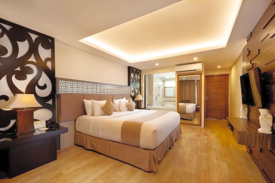 Modern 1BR w/ pool near Petitenget Beach Seminyak