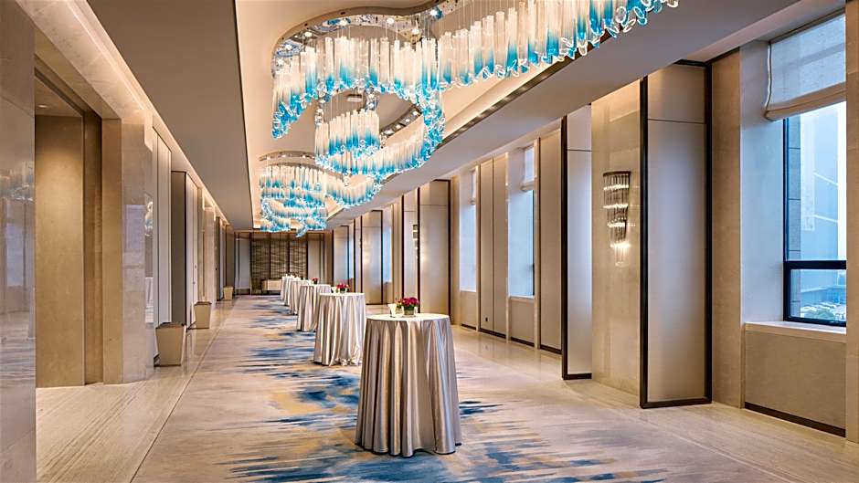 Xiangxi Crown International Hotel