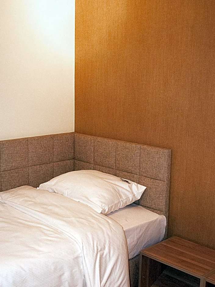 Redwood Hostel by EASY RENT Apartments