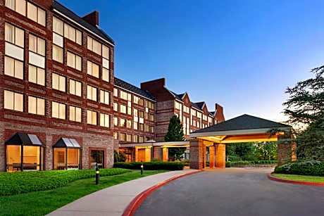 Embassy Suites by Hilton Philadelphia Valley Forge