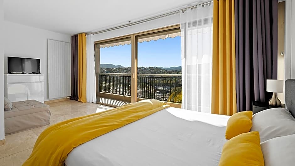 Cannes Marina Appart Hotel Mandelieu
