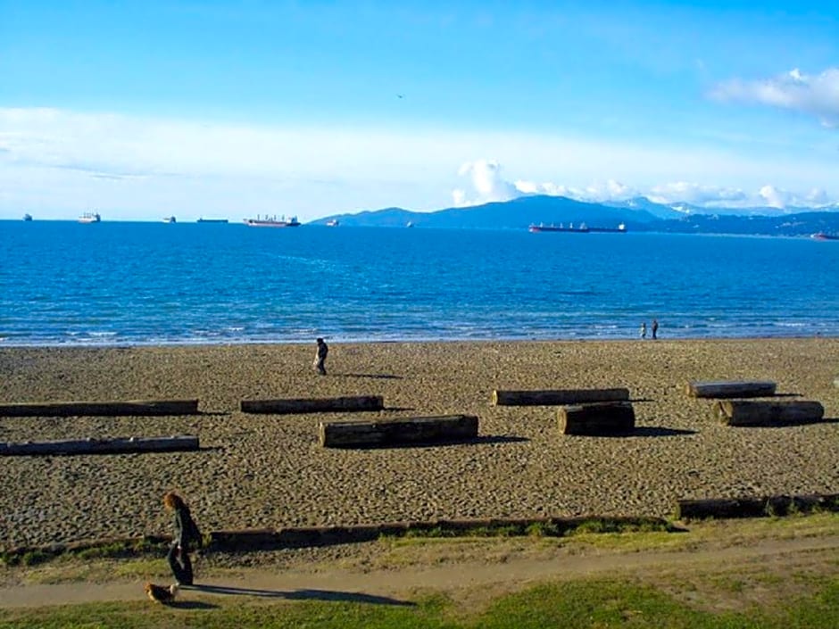 English Bay Hotel