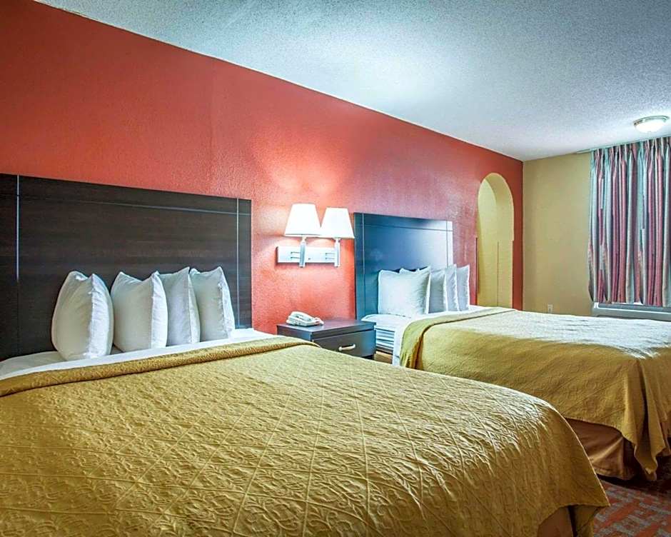 Quality Inn & Suites Monroe