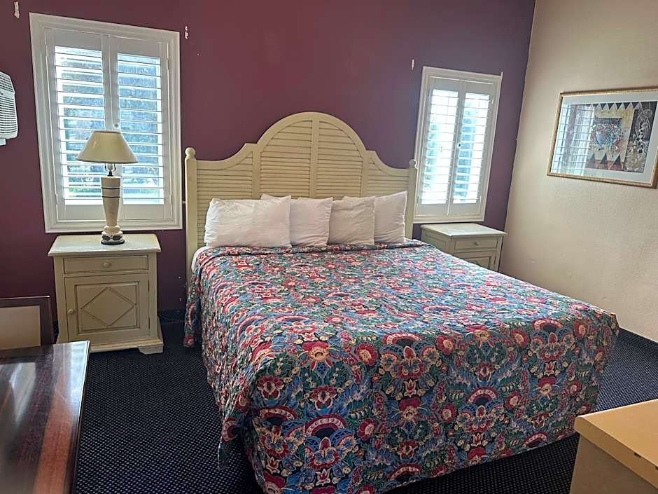 Budget Inn