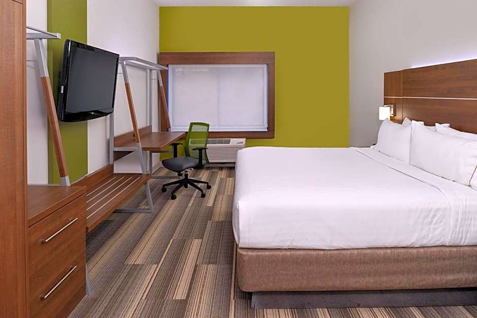 Holiday Inn Express & Suites Raleigh NE - Medical Ctr Area By IHG