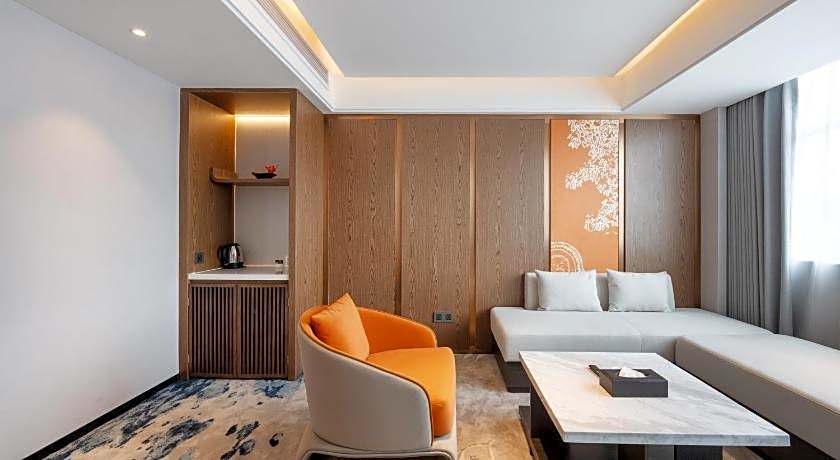 Sanyu Hotel