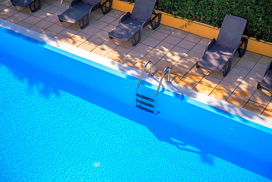 Hotel Cala Dei Pini