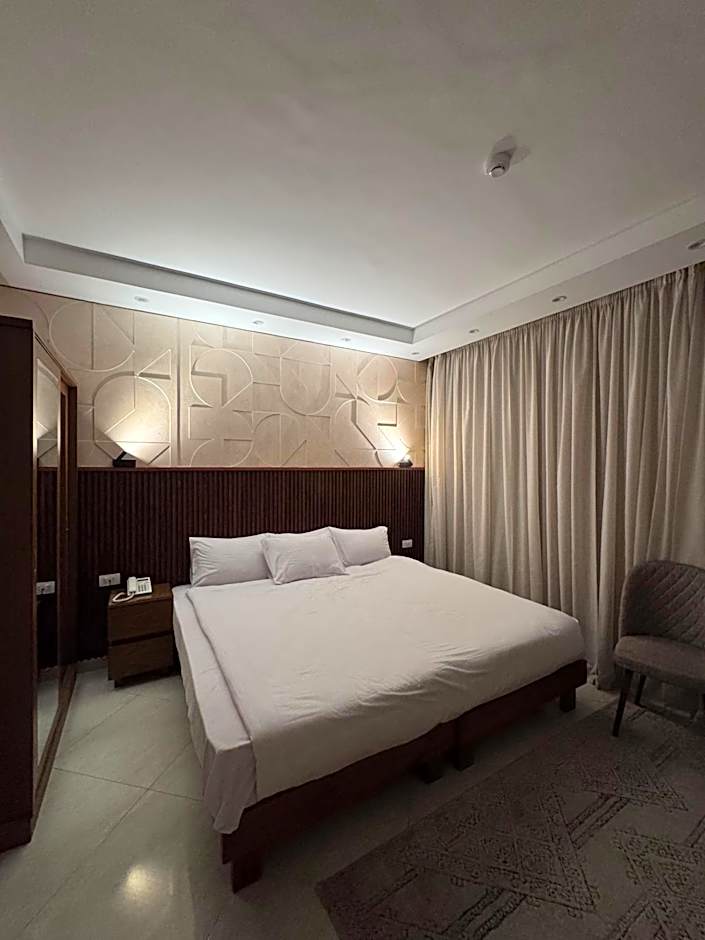 Dream Inn Pyramids View