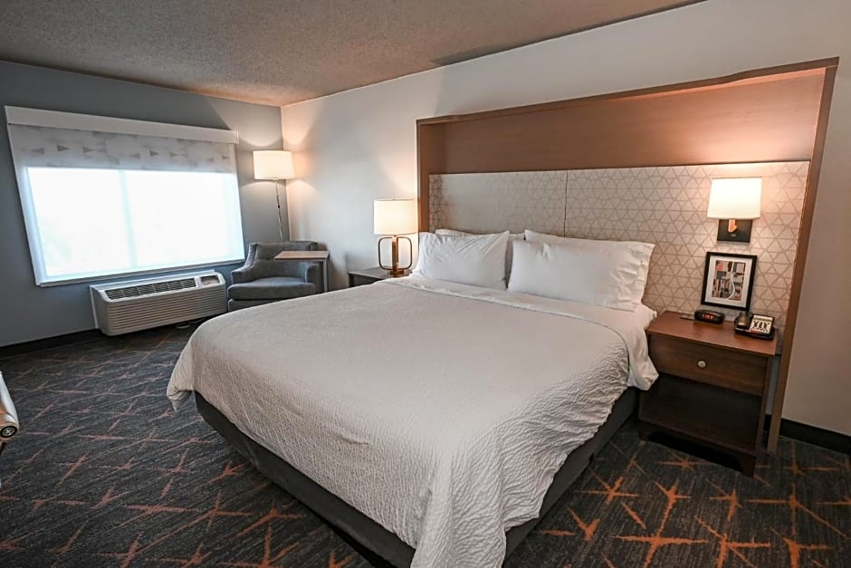 Holiday Inn Cleveland-Mayfield Hotel By IHG