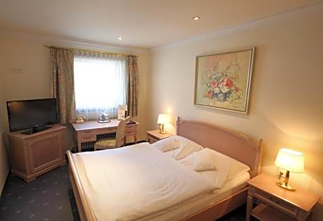 Two-Bedroom Apartment (4 Adults) - Main Building