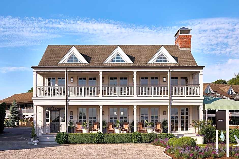 Faraway Sag Harbor