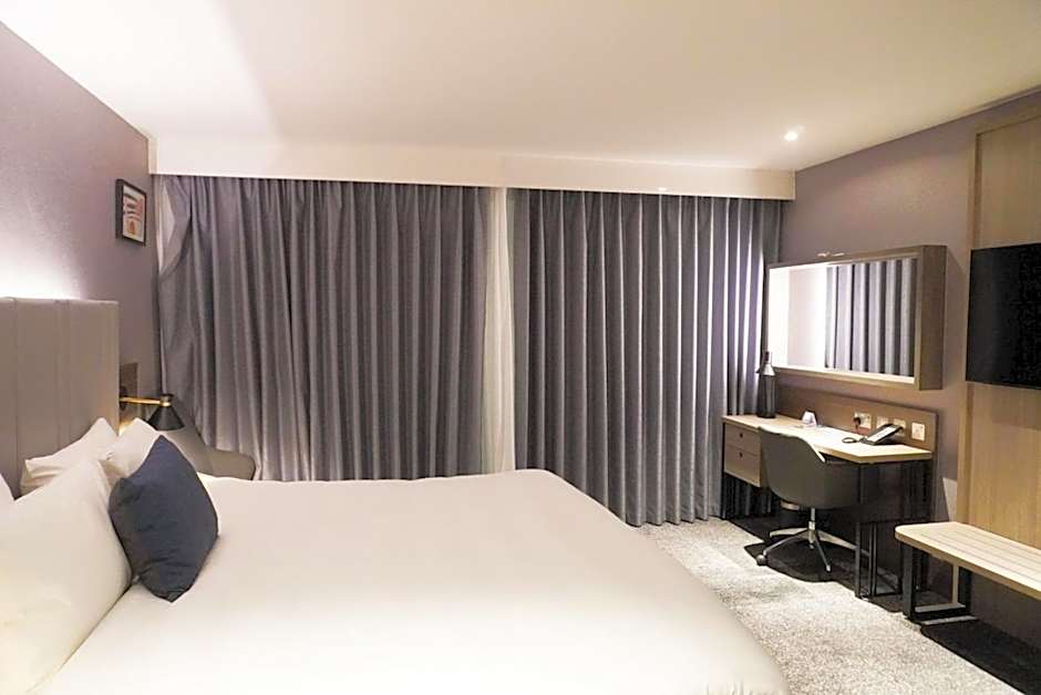 Crowne Plaza London - Kingston By IHG