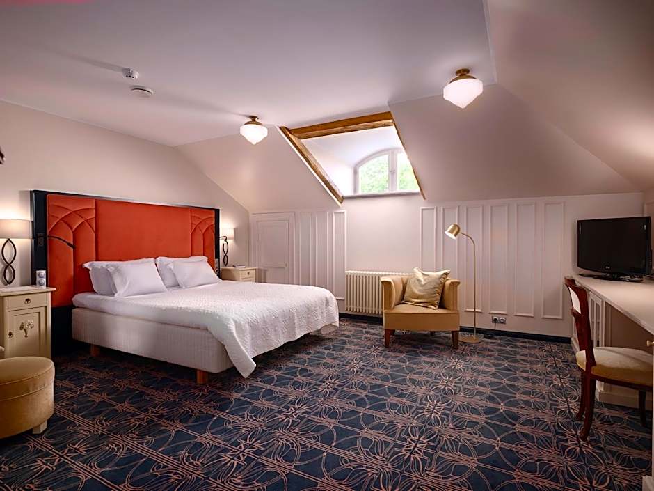 Villa Ammende Restaurant and Hotel