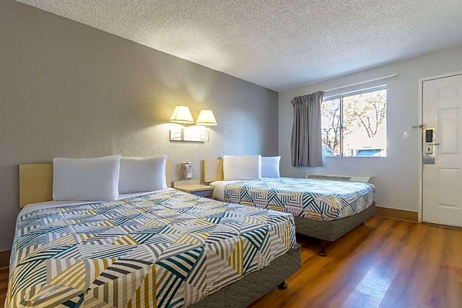 Motel 6 Hayward, CA- East Bay