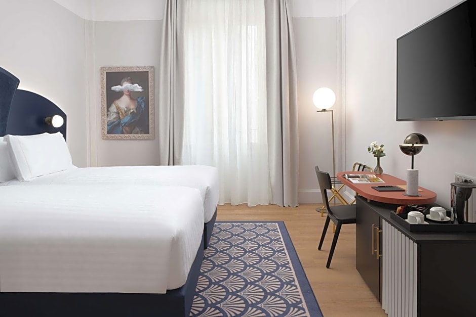 Anglo American Hotel Florence, Curio Collection by Hilton