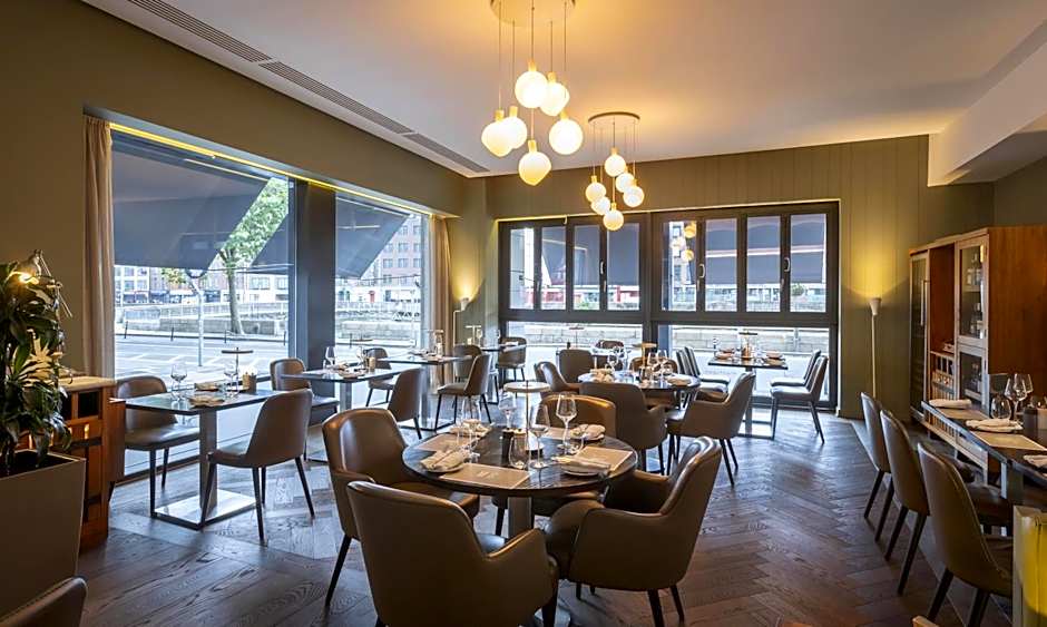 The Morrison Dublin, Curio Collection by Hilton