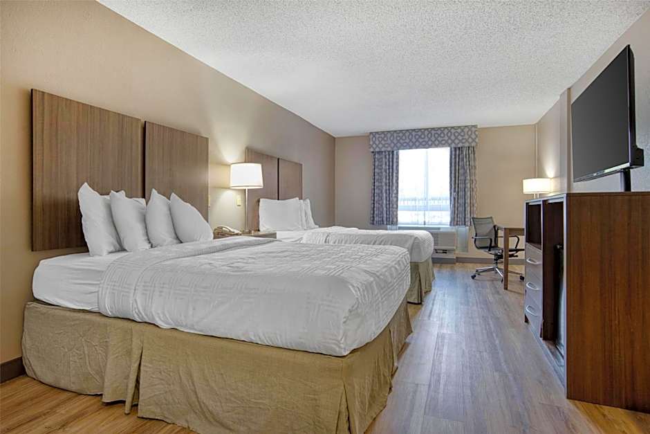 Best Western Plus Philadelphia-Choctaw Hotel and Suites