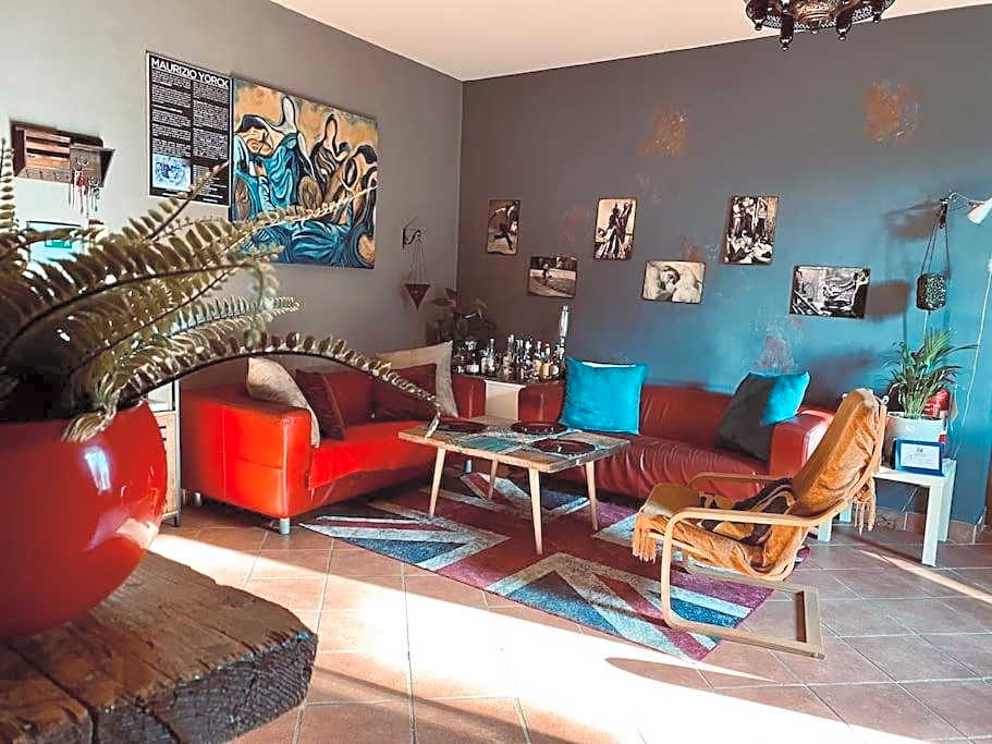 Guest Art Trastevere Station with AC