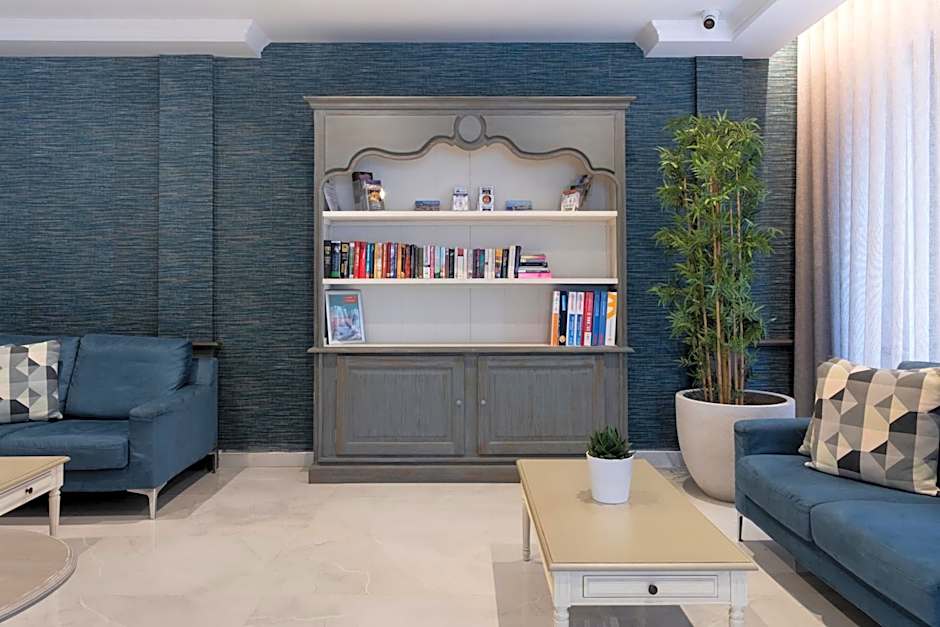 Plaza Regency Hotels
