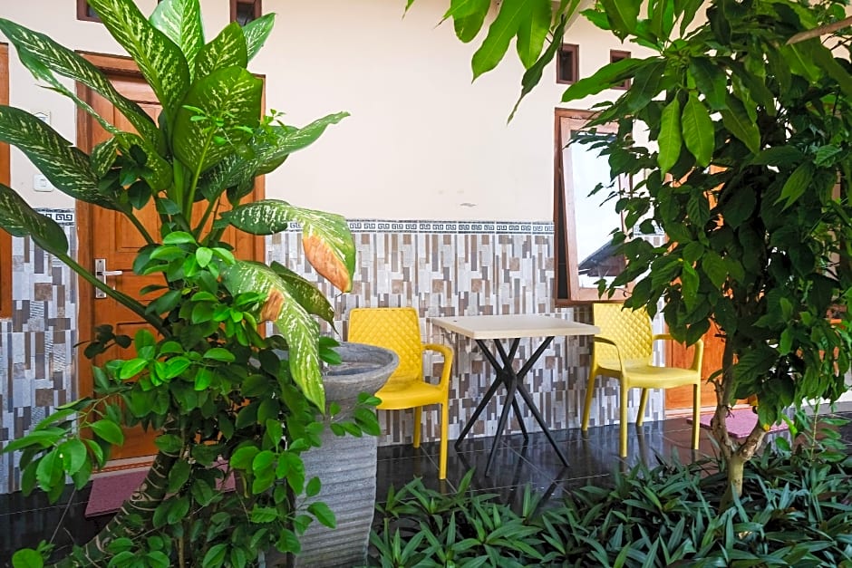 RedDoorz Syariah near Exit Toll Palur