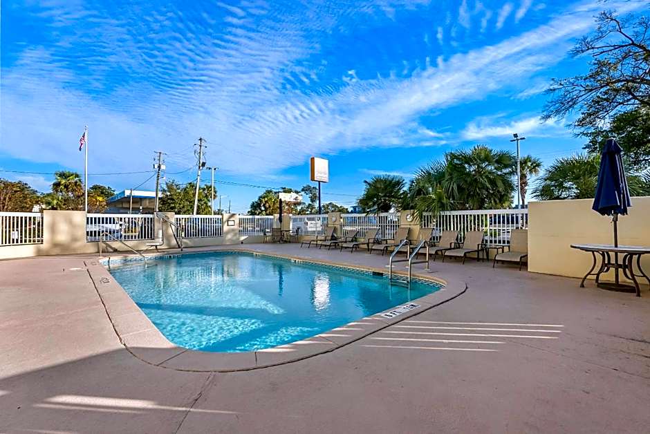 Comfort Inn & Suites Panama City - St Andrew