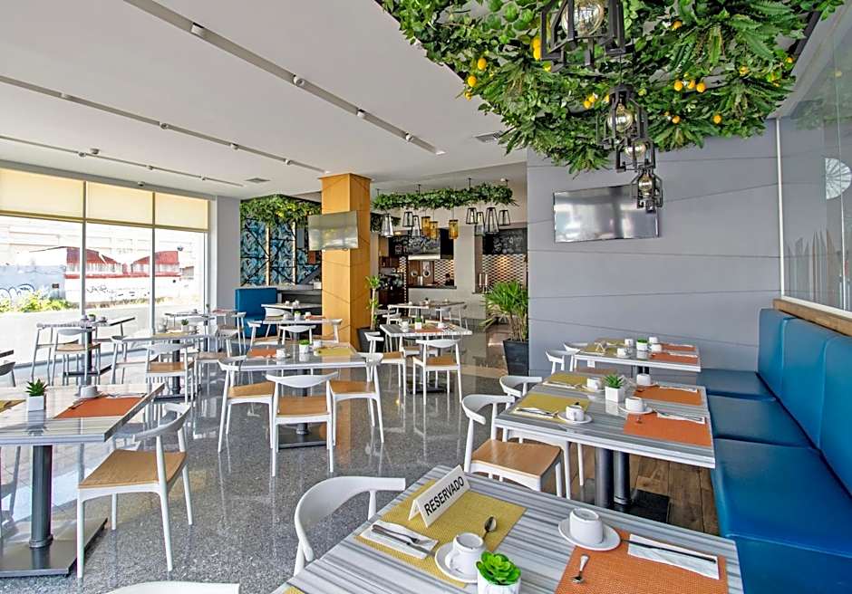 Hotel Velvet Plaza