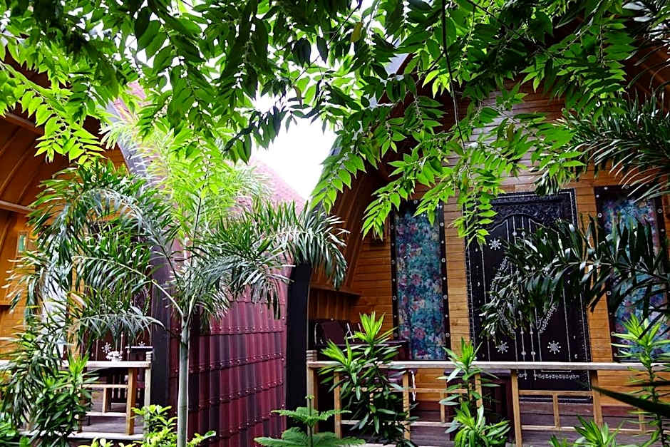 Banana Leaf Bungalow