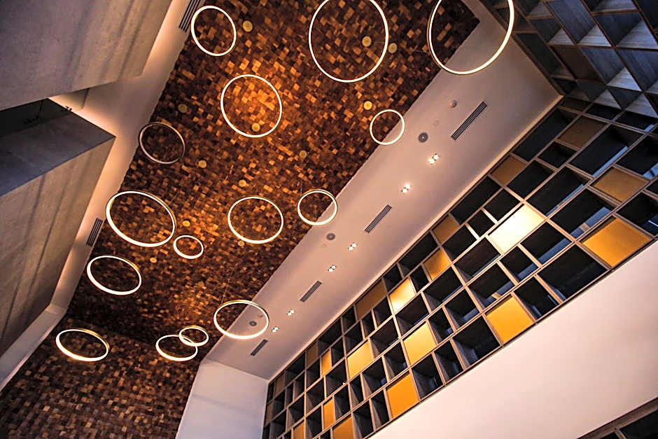 QUARTZ HOTEL & SPA