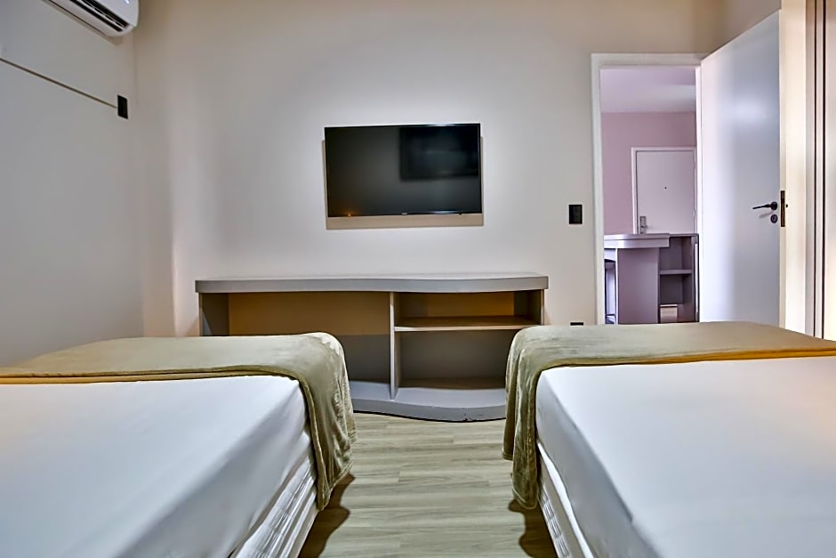 Vivendas Rio Claro by Atlantica