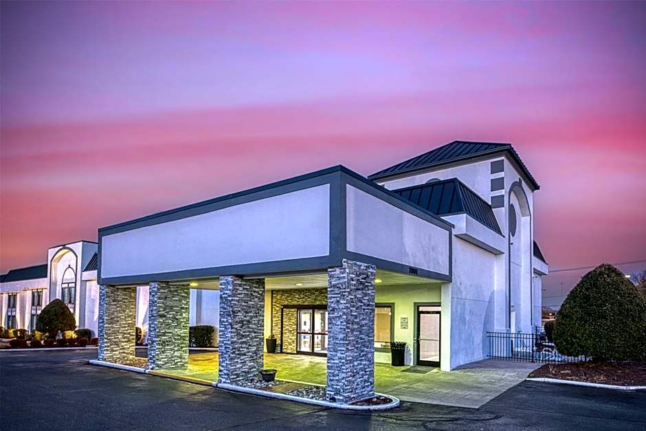 Best Western Greensboro Coliseum Inn