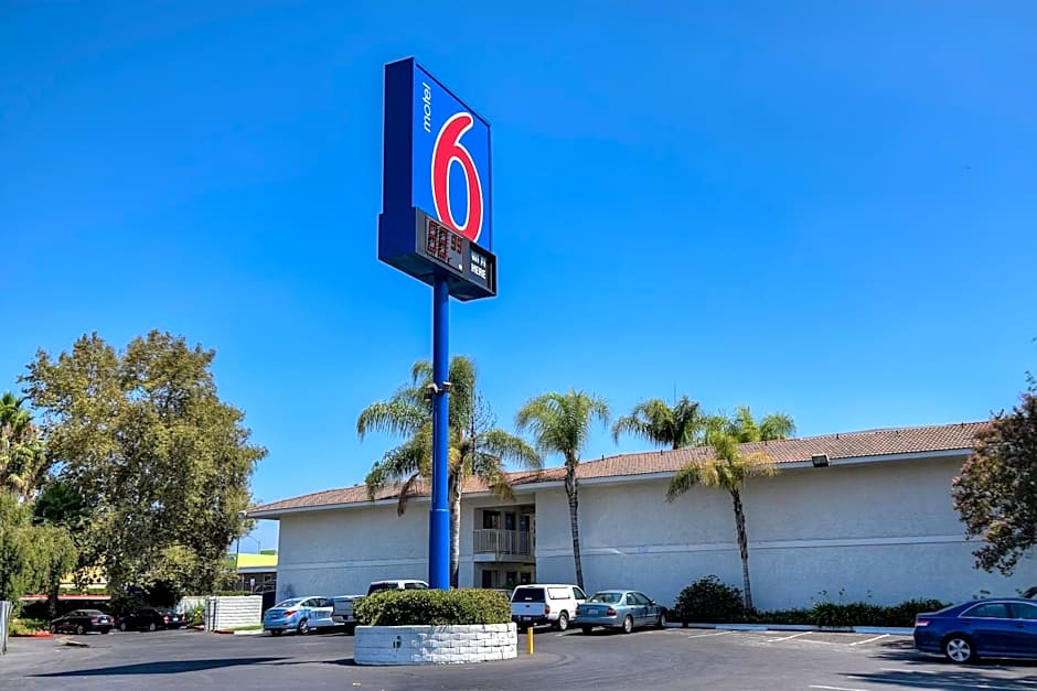 Motel 6-Rowland Heights, CA - Los Angeles - Pomona