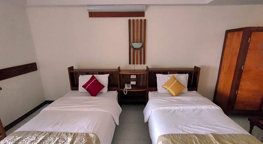 Riverfront Hotel Mukdahan