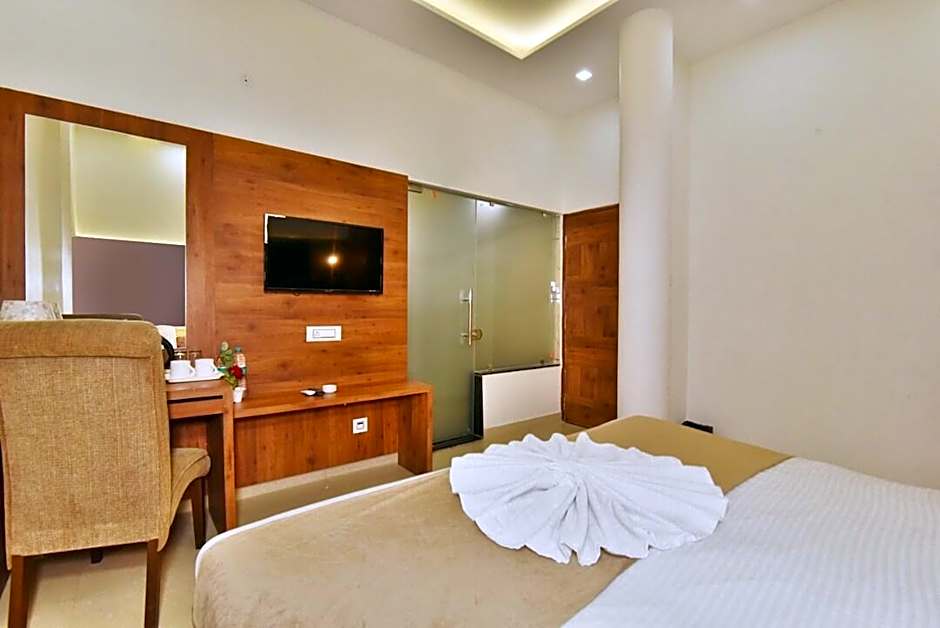 Hotel Sallow Premium