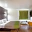 Studio 6-Buttonwillow, CA